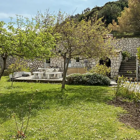 1 Bedroom Cozy In Rab Supdraga Apartment *